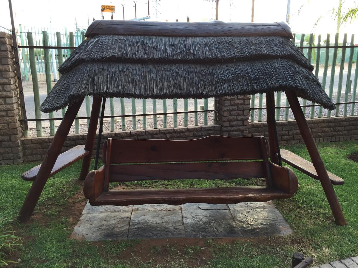 Country Lodge Upington Exterior foto